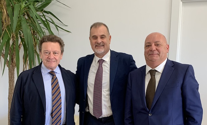 Nella foto il dg di Arta Abruzzo, Maurizio Dionisio, il dg di Arpa Sicilia, Vincenzo Infantino e il dt di Arta Abruzzo Massimo Giusti